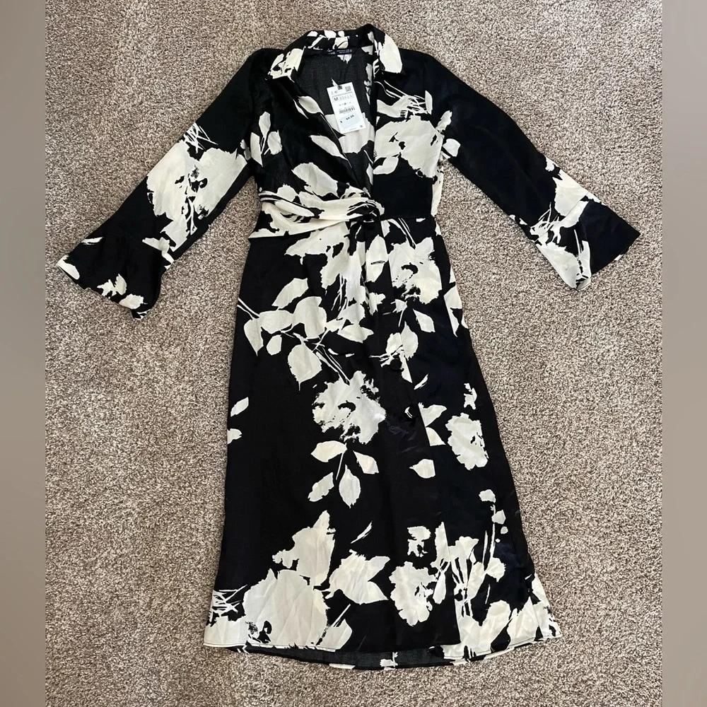 Zara | Dresses | Black And White Floral Zara Dress | Poshmark
